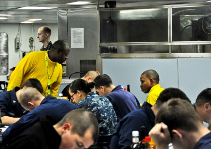 USS BOXER (LHD 4) 140130-N-ZZ999-001 (12339535904)
