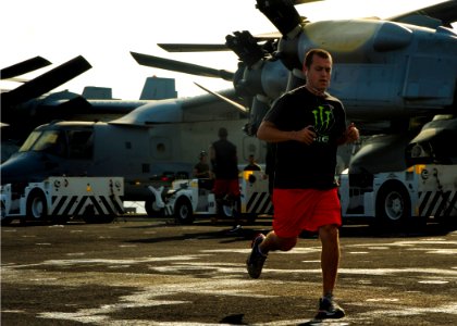 USS BOXER (LHD 4) 140107-N-PZ713-251 (11902516824)