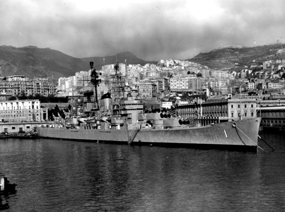USS Boston (CAG-1) moored at Genoa, Italy, on 27 January 1962 (NH 98284)
