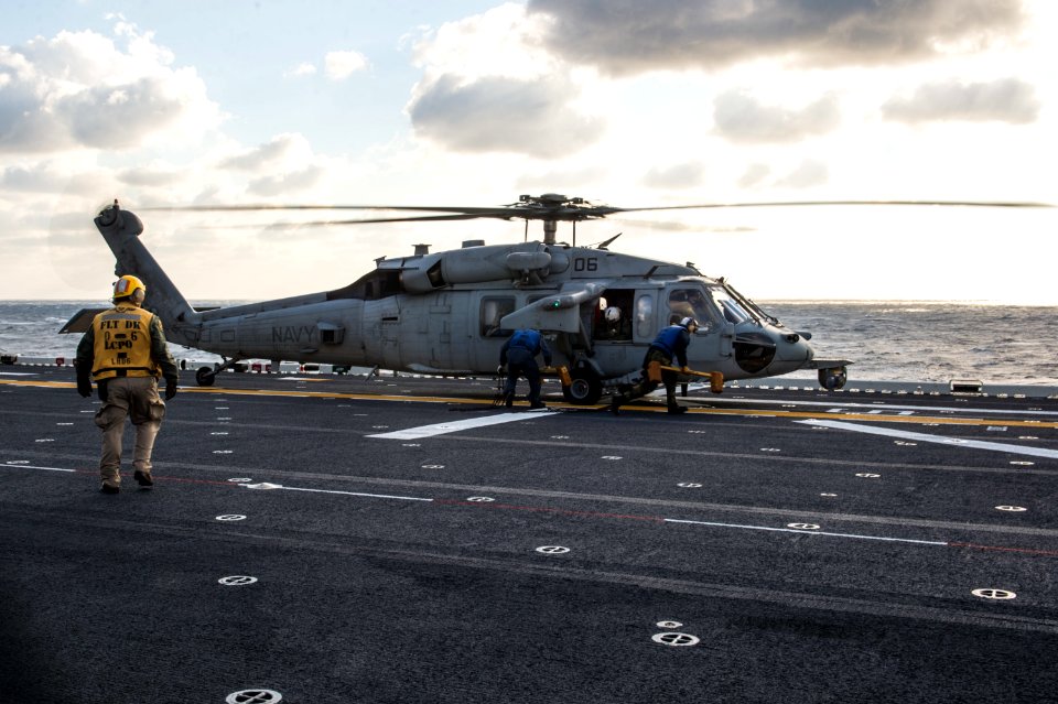 USS Bonhomme Richard operations 150117-N-UF697-282