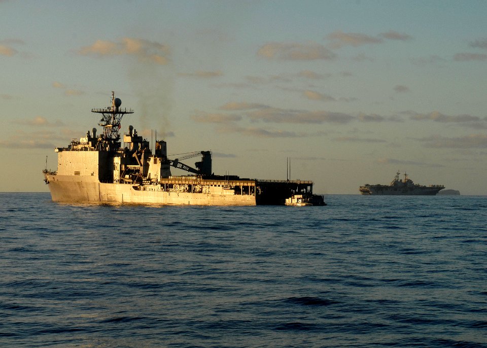 US Navy 090713-N-6692A-042 The amphibious dock landing ship USS Tortuga (LSD 46) launches landing craft utility (LCU) 1634 during military exercise Talisman Saber 2009