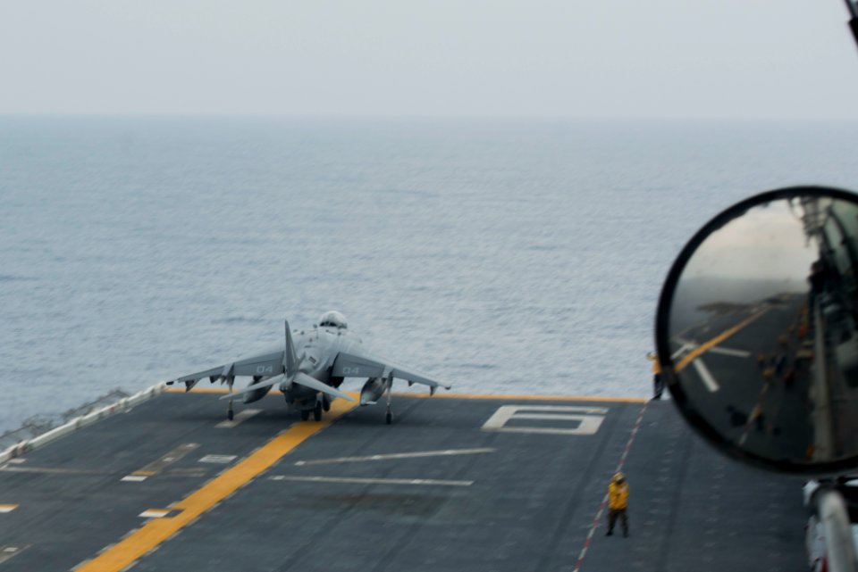 USS Bonhomme Richard operations 150604-N-LM312-052