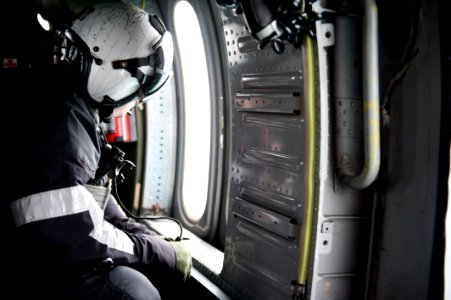 USS Bonhomme Richard operations 140418-N-LM312-396