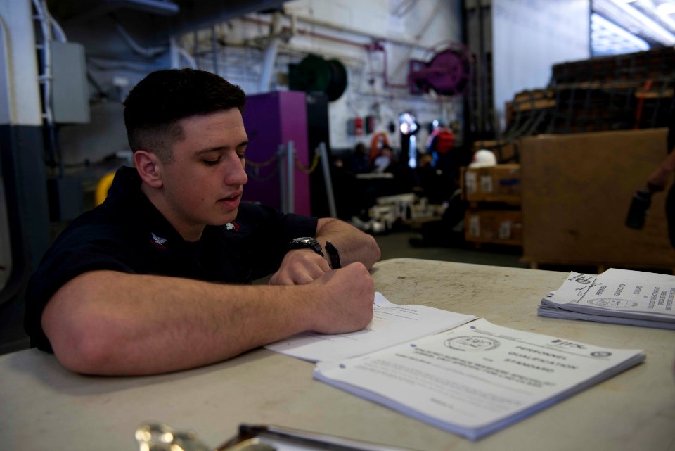 USS Bonhomme Richard operations 150124-N-LM312-006