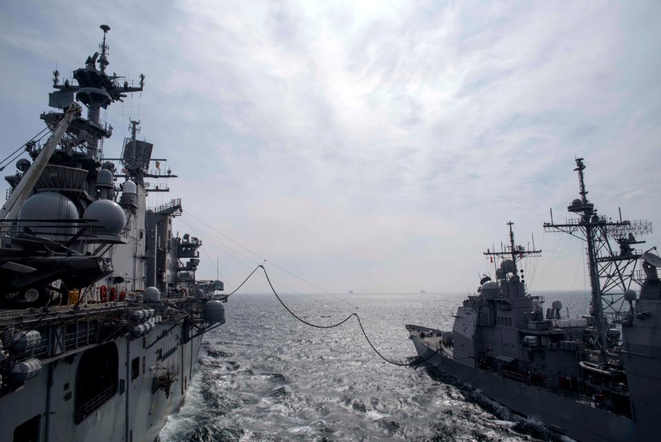 USS Bonhomme Richard 160316-N-RU971-620