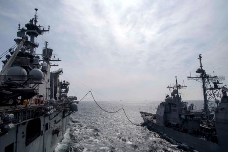USS Bonhomme Richard 160316-N-RU971-620