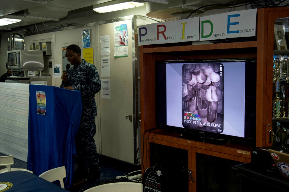 USS Bonhomme Richard Lesbian, Gay, Bisexual and Transgender (LGBT) Pride Month celebration 170628-N-RU971-020