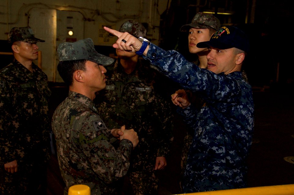 USS Bonhomme Richard (LHD 6) USS Ashland Departs 170223-N-RU971-052