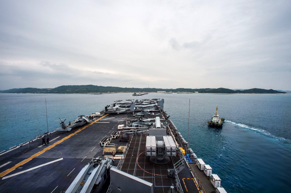USS Bonhomme Richard arrives in Okinawa. (16508870577)