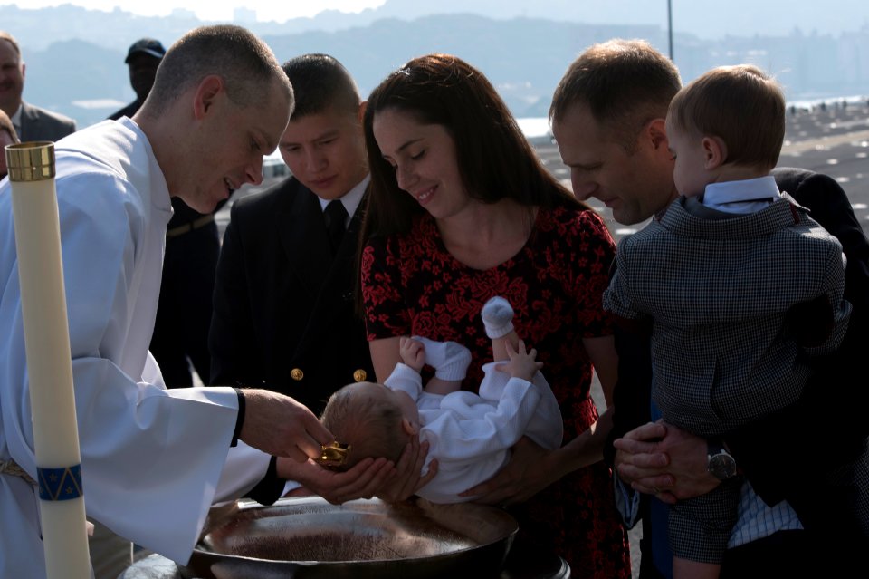 USS Bonhomme Richard (LHD 6) Flight Deck Baptism 161105-N-XT039-165