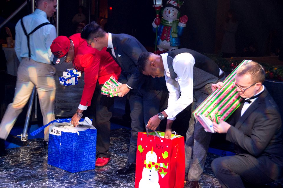 USS Bonhomme Richard (LHD 6) command holiday party 2016 161208-N-XK809-593