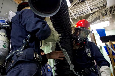 USS Bonhomme Richard (LHD 6) General Quarters Drill 161201-N-AY934-159