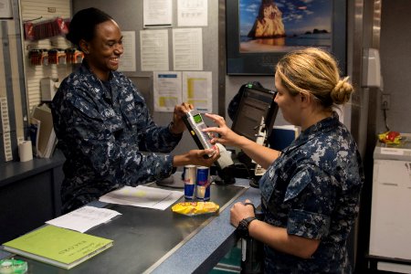 USS Bonhomme Richard (LHD 6) Daily Operations 161108-N-XT039-010