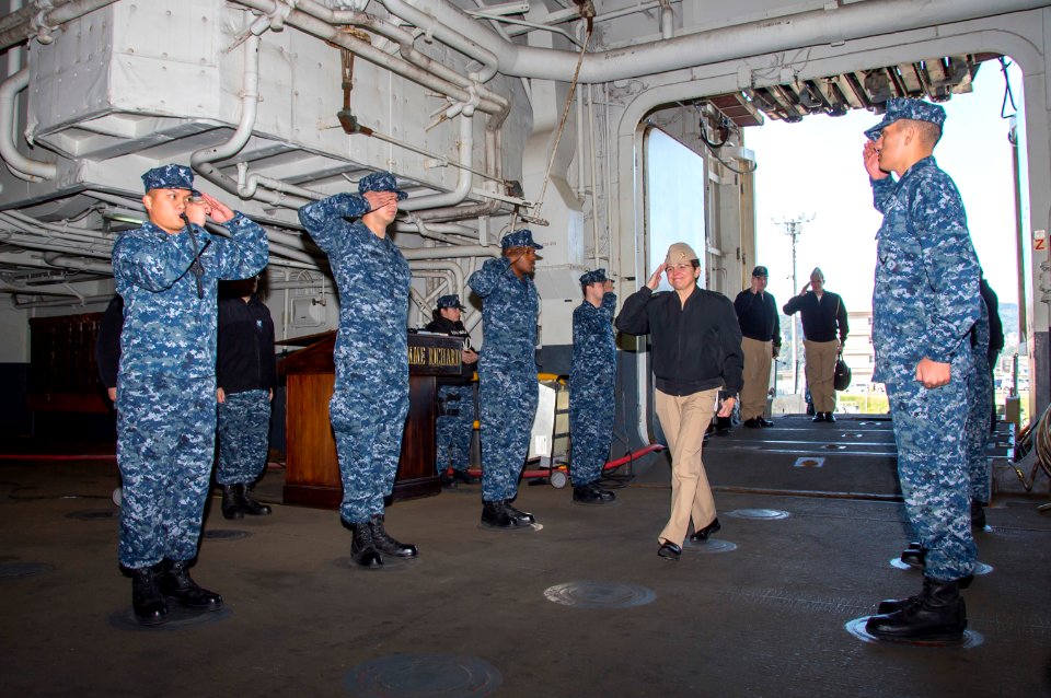 USS Bonhomme Richard (LHD 6) Chief of Chaplains Tour 161129-N-TH560-008