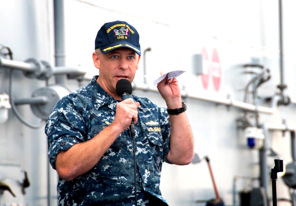 USS Bonhomme Richard (LHD 6) all hands call 161109-N-XK809-049