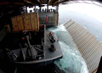US Navy 090726-N-5148B-015 A landing craft utility (LCU) assigned to Assault Craft Unit (ACU) 1 debarks the well deck of the amphibious dock landing ship USS Rushmore (LSD 47) photo