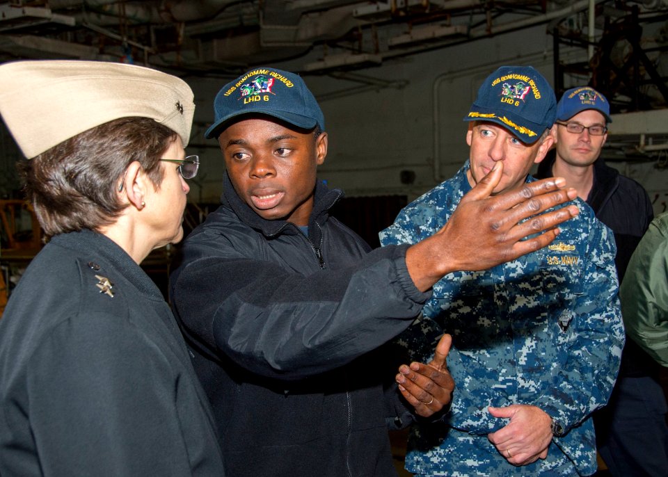 USS Bonhomme Richard (LHD 6) Chief of Chaplains Tour 161129-N-TH560-189