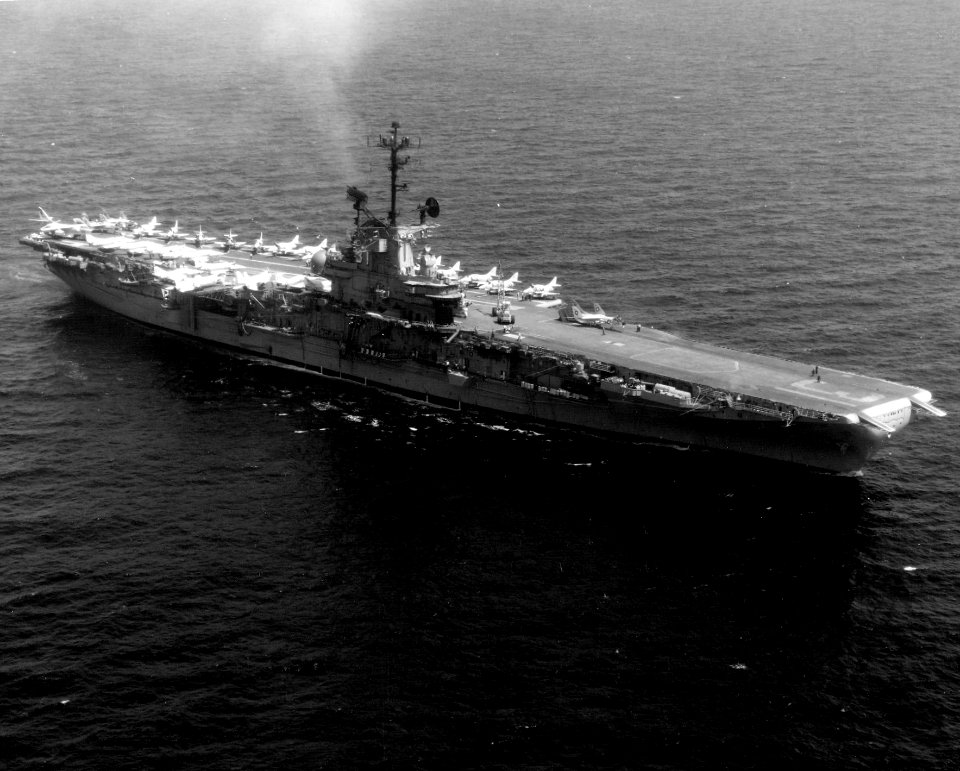 USS Bon Homme Richard (CVA-31) in Gulf of Tonkin 1969