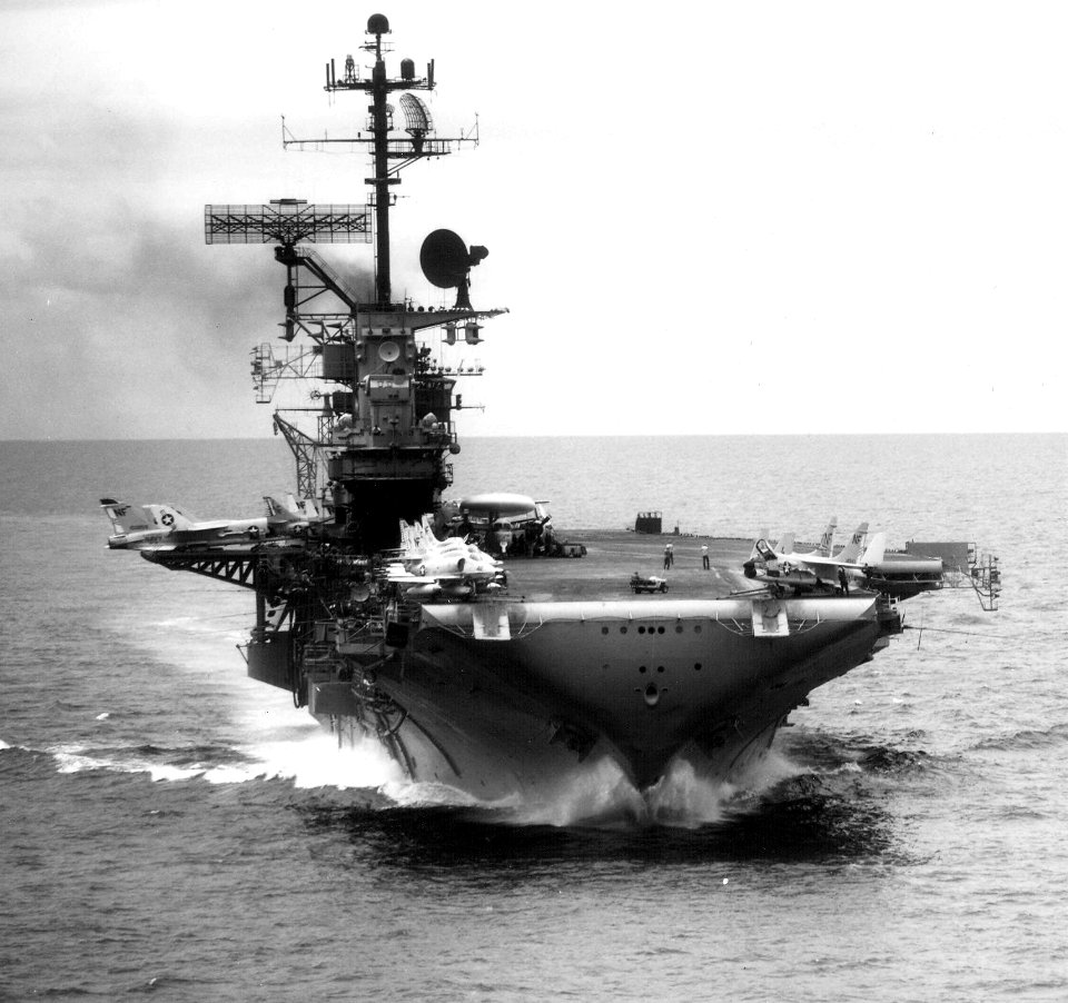 USS Bon Homme Richard (CVA-31) underway in Gulf of Tonkin in 1969 (NNAM.1996.488.038.079)