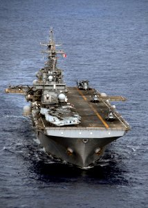 US Navy 090725-N-8283S-055 he amphibious assault ship USS Boxer (LHD 4) transits the Pacific Ocean while returning to homeport in San Diego