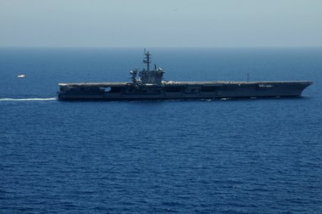 US Navy 090729-N-6006S-389 A T-45 training aircraft approaches the aircraft carrier USS Carl Vinson (CVN 70) for an arrested landing during a pilot training exercise