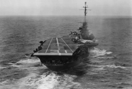 USS Bon Homme Richard (CVA-31) stern view 1957