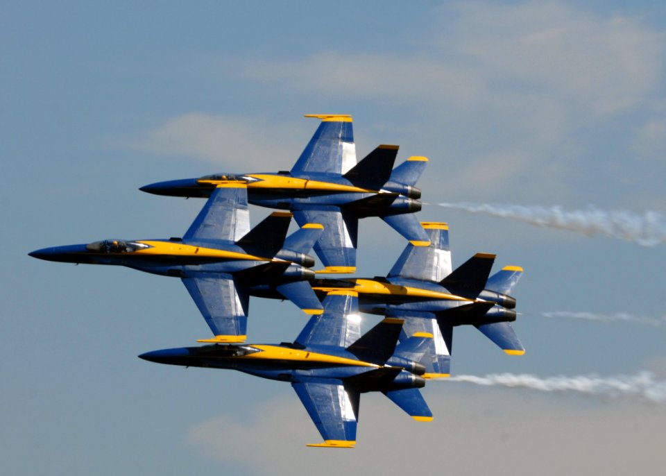 US Navy 090801-N-4649C-004 Blue Angels F-A-18 Hornets fly in formation over Lake Washington during Seattle's 60th Seafair celebration