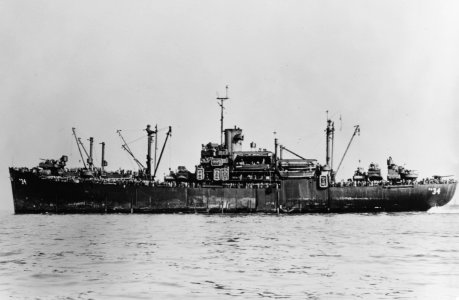 USS Bolivar (APA-34) underway in San Francisco Bay, California (USA), circa January 1946 (NH 78157)