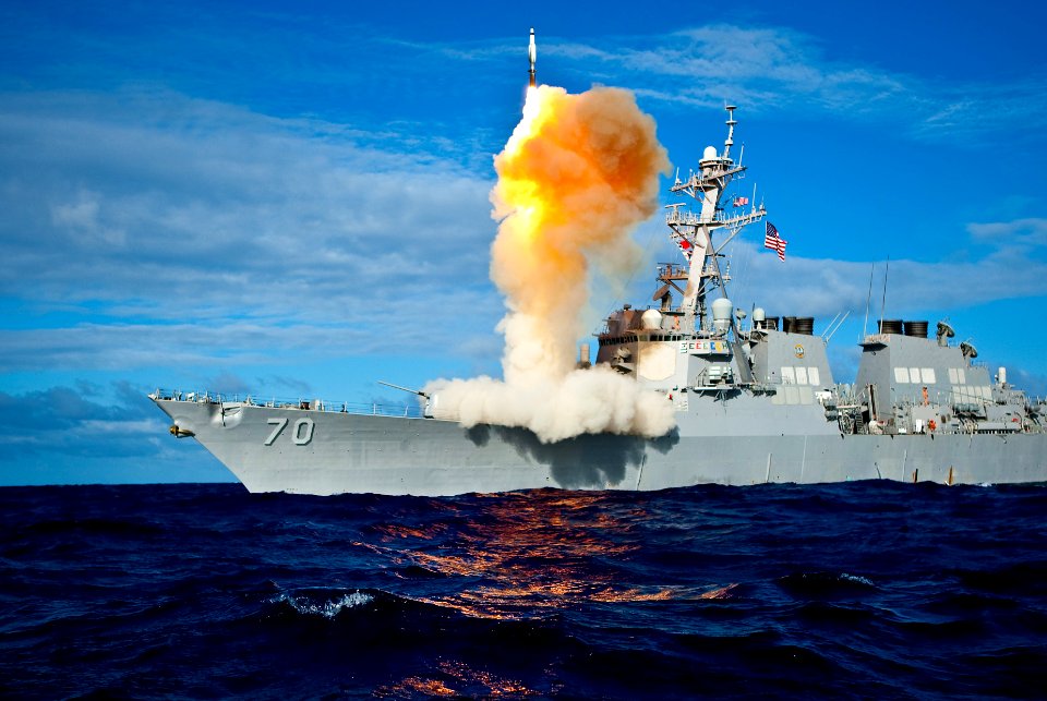 US Navy 090730-N-XXXXX-001 The Aegis-class destroyer USS Hopper (DDG 70) launches a standard missile (SM) 3 Blk IA