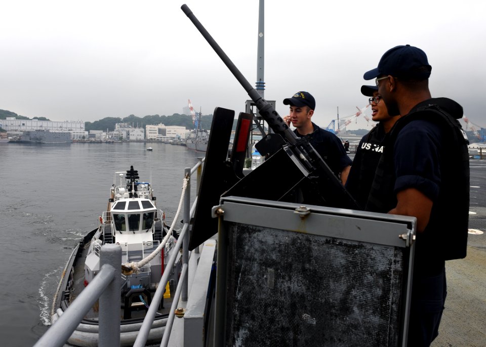 USS Blue Ridge underway 150617-N-NM917-016