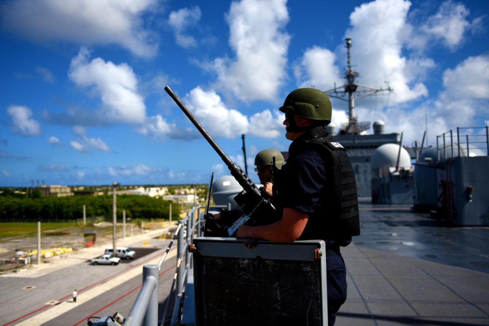 USS Blue Ridge operations 150623-N-NM917-017