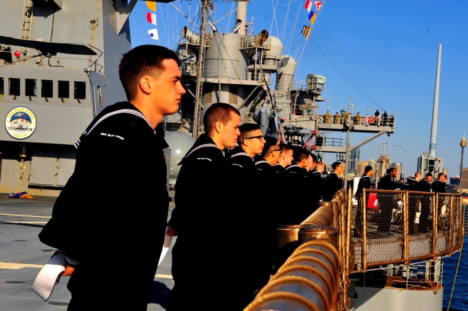 USS Blue Ridge operations 150703-N-XF387-102