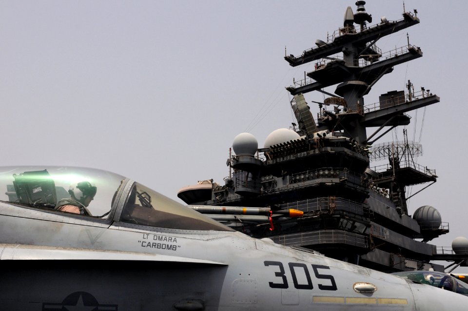 US Navy 090802-N-3659B-046 Cmdr. Scott