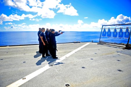 USS Blue Ridge operations 150619-N-TV402-045