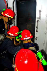 USS Blue Ridge operations 150515-N-KL617-028