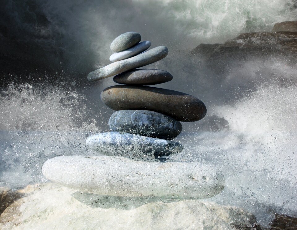 Balance rocks pebbles
