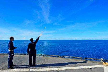 USS Blue Ridge operations 140528-N-GT589-032