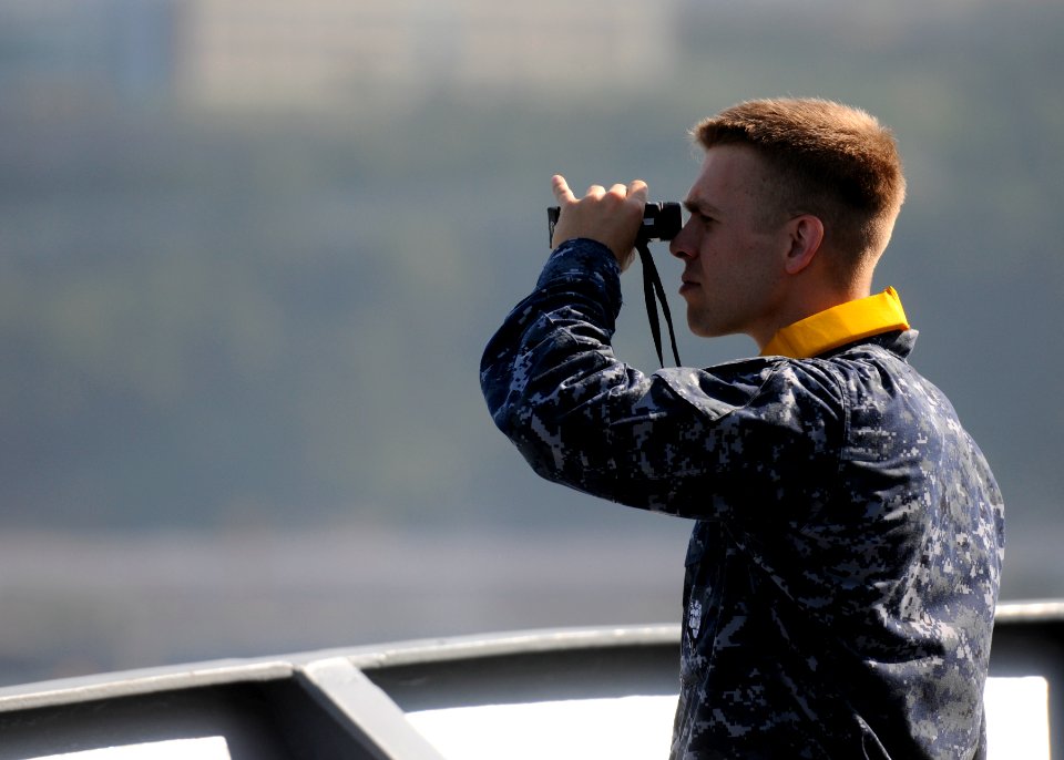 USS Blue Ridge operations 130816-N-YF014-051