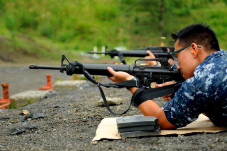 USS Blue Ridge gun qualification shoot 120906-N-XG305-234