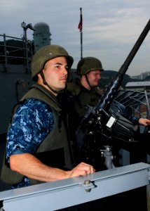 USS Blue Ridge departs 130830-N-JY673-013