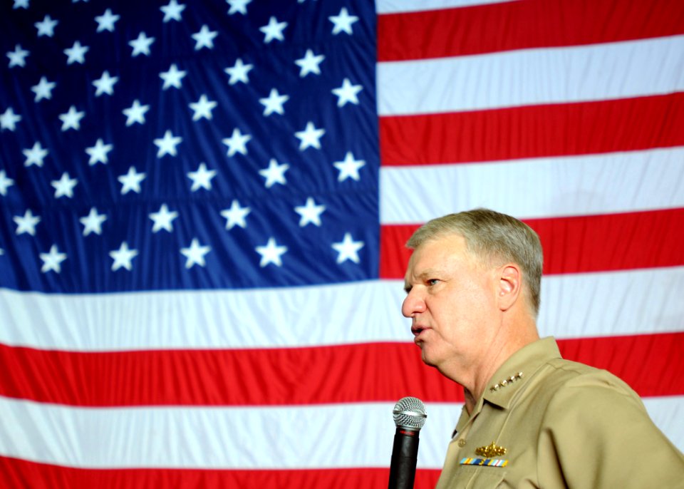 US Navy 090819-N-1644H-216 Chief of Naval Operations (CNO) Adm. Gary Roughead speaks to the crew of the aircraft carrier USS George Washington (CVN 73)