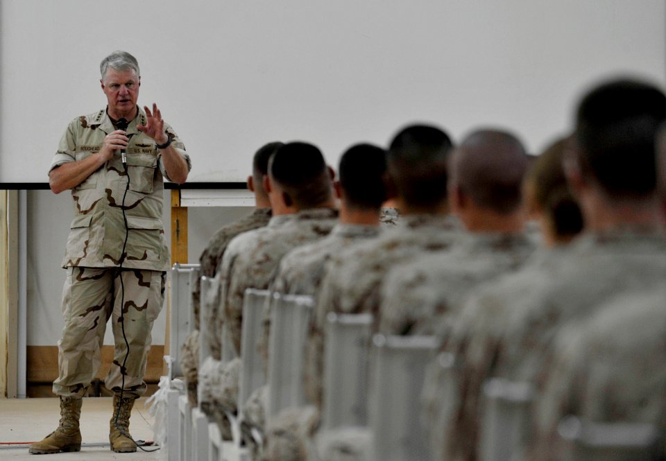 US Navy 090822-N-8273J-319 After meeting with senior leadership assigned to the 22nd Marine Expeditionary Unit (22MEU), Chief of Naval Operations (CNO) Adm. Gary Roughead speaks with and answers questions from Sailors and Marin