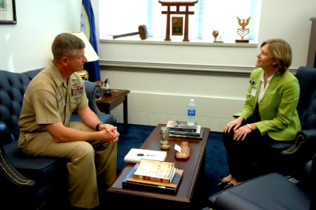 US Navy 090825-N-9818V-004 Master Chief Petty Officer of the Navy (MCPON) Rick West holds an office call with Debby Greene, Ombudsman-at-Large for the Chief of Naval Operations (CNO)