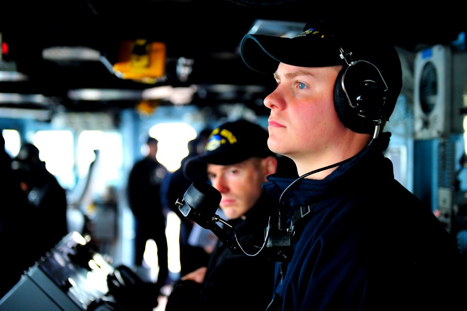 USS Blue Ridge action 150309-N-SX614-290