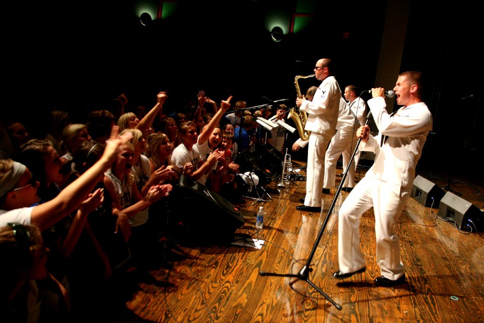 US Navy 090828-N-3271W-008 U.S. Navy Band Great Lakes