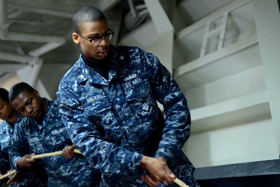 USS Blue Ridge action 130805-N-KL617-111