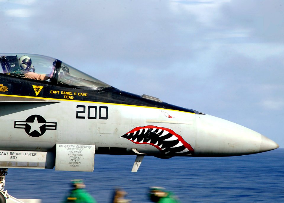 US Navy 090902-N-2013O-025 An F-A-18E Super Hornet from the Royal Maces of Strike Fighter Squadron (VFA) 27 launches during the disembarking of Carrier Air Wing (CVW) 5 aboard the aircraft carrier USS George Washington (CVN 73)