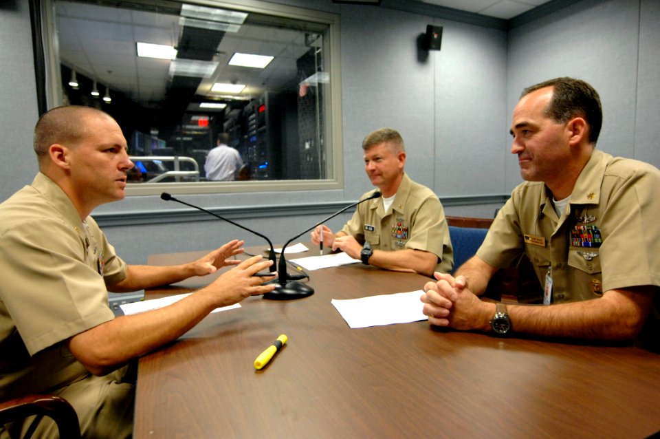US Navy 090902-N-9818V-006 Senior Chief Mass Communication Specialist Bill Houlihan interviews Master Chief Petty Officer of the Navy (MCPON) Rick West