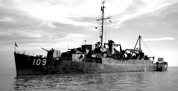 USS Belet (APD-109) at anchor, circa in 1945