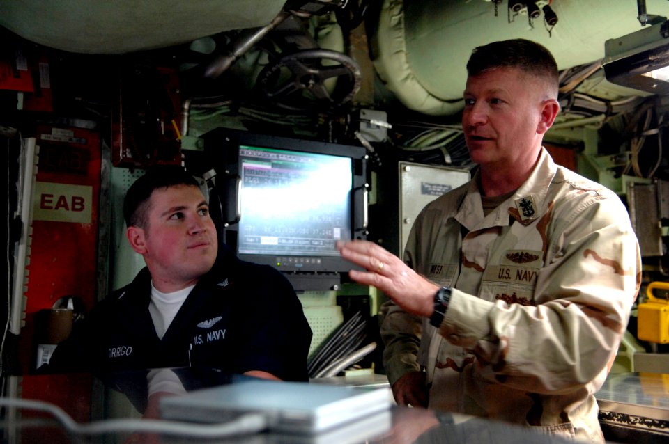 US Navy 090911-N-9818V-071 Master Chief Petty Officer of the Navy (MCPON) Rick West speaks with Sailors during a tour of the Los Angeles-class attack submarine USS Topeka (SSN 754)